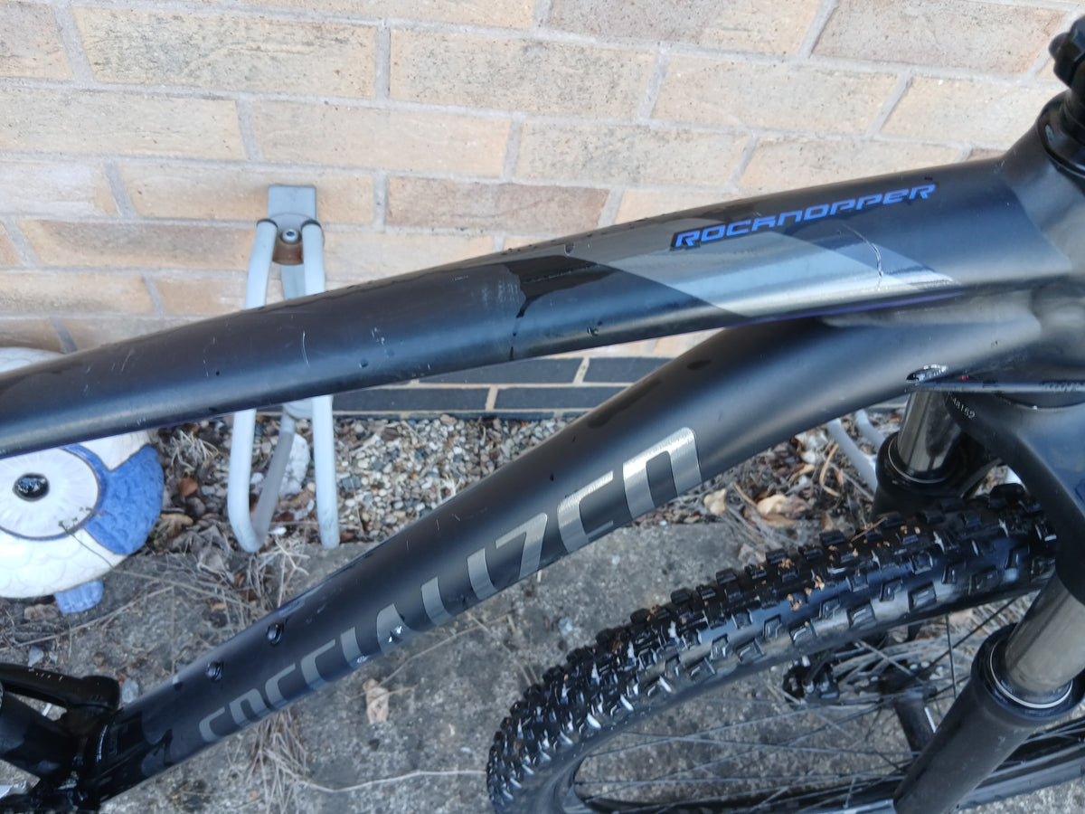 Specialized Rockhopper mountain bike 27.5 wheels