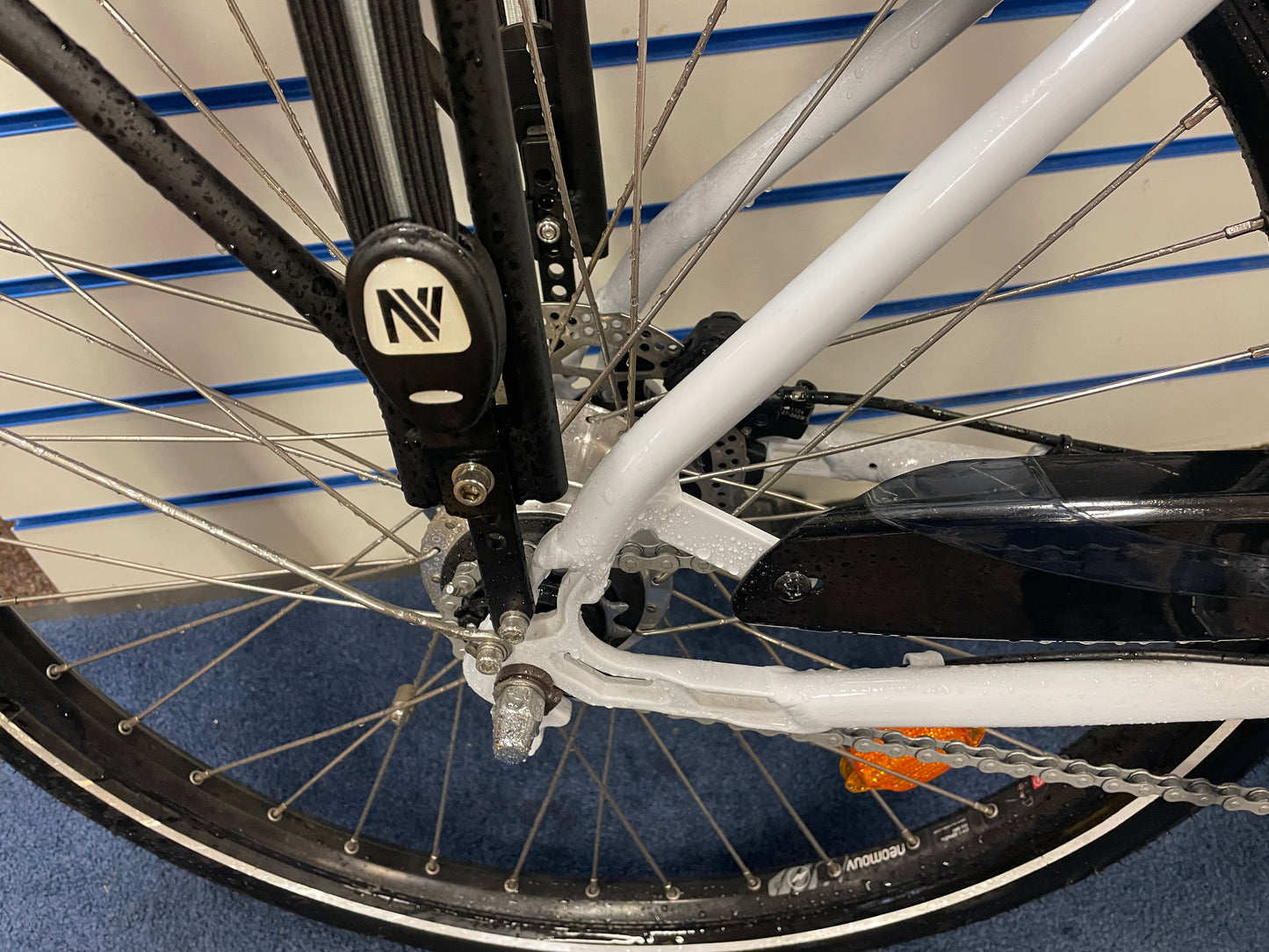 NeoMouv KALYSO 2 26' HY N7 WHITE 480Wh (WAS £1900) TO CLEAR