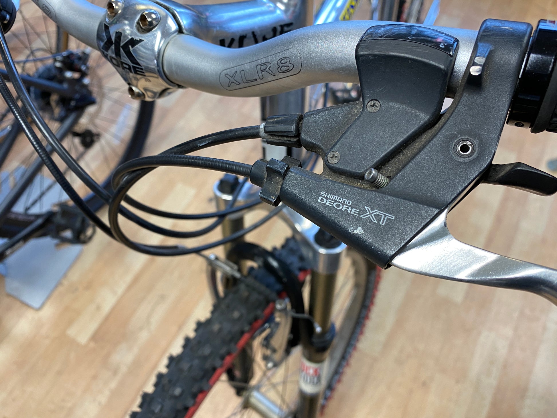 GT Zaskar 94 LE 18inch frame Middleburn parts - Valecycles