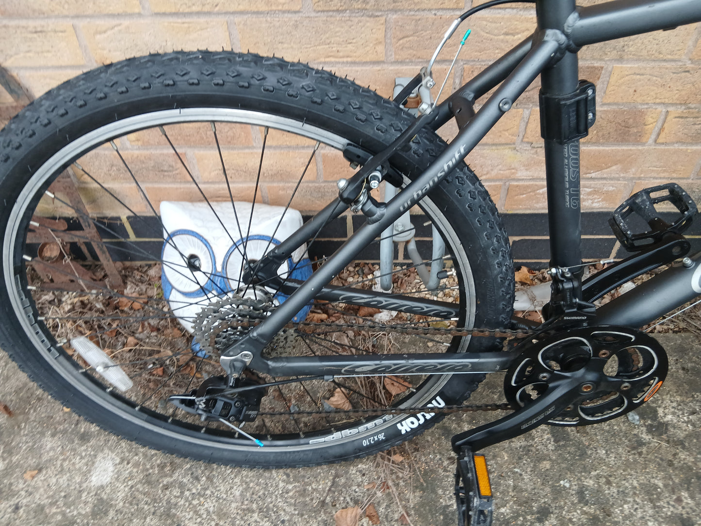 Carrera subway Light weight alloy 18inch frame