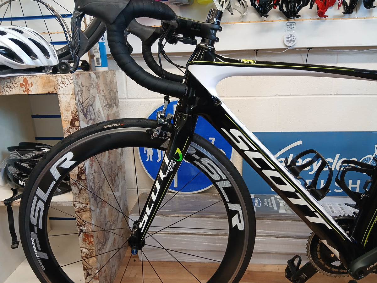 Scott Foil Carbon road bike 52cm frame Medium R9050 Di2