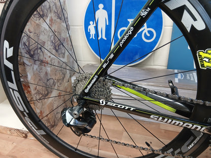 Scott Foil Carbon road bike 52cm frame Medium R9050 Di2
