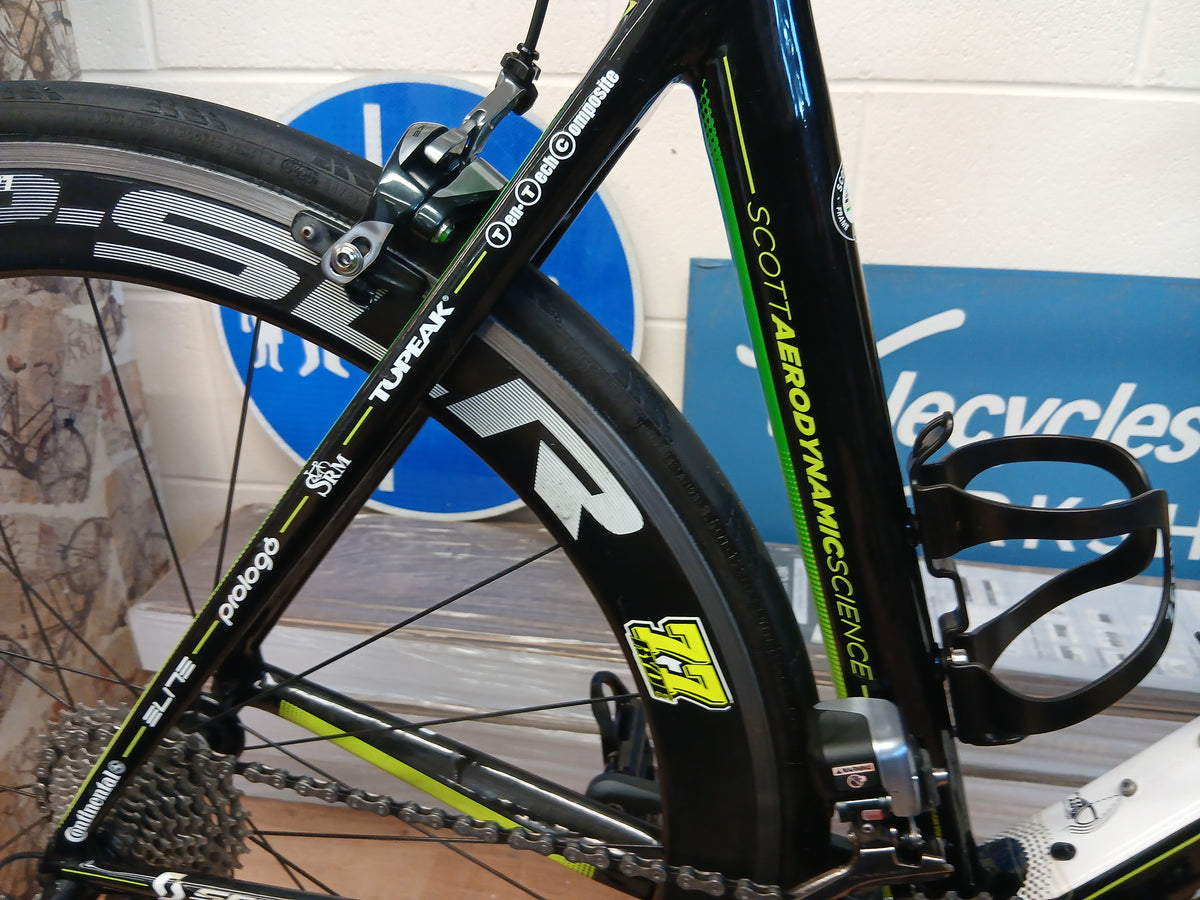 Scott Foil Carbon road bike 52cm frame Medium R9050 Di2