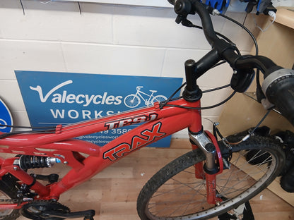 Trax Tfs1 Mountain bike 18inch steel frame