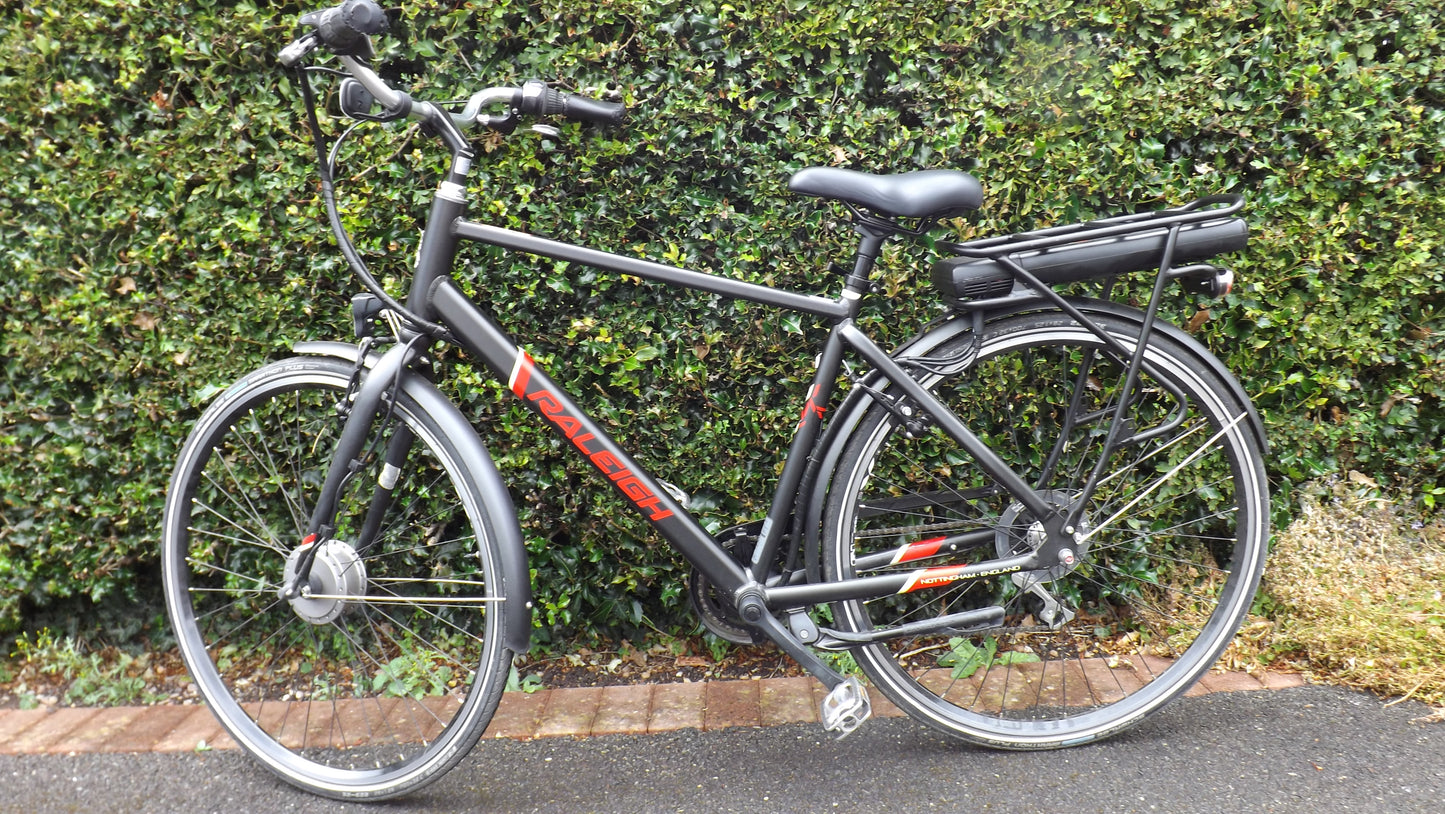 Raleigh Array Black Ebike 19inch frame