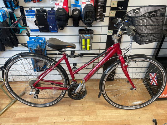 Pinnacle stratus 3.0 bike 16inch frame.