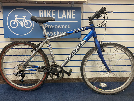 Trek 3500 Silver Blue 26in wheels 18inch frame