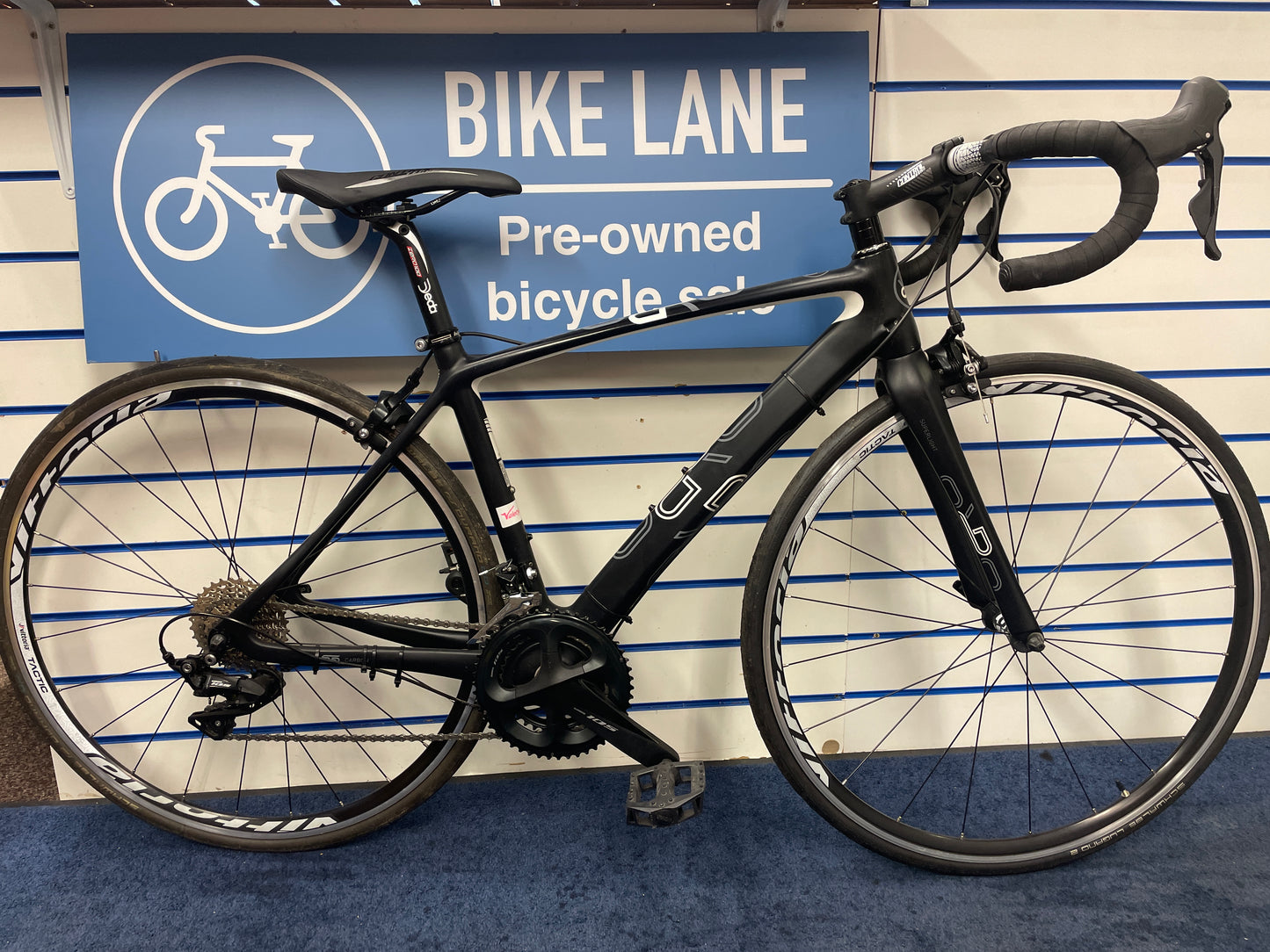 Orro Aira Carbon 51cm frame 105 groupset (was £800)