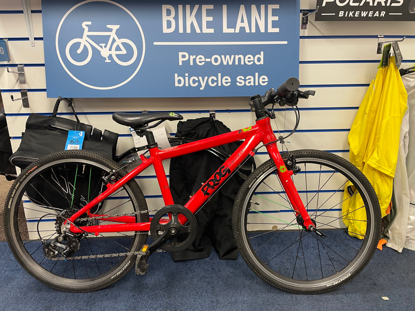 Frog 58 Red 20inch wheels.