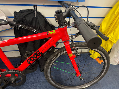 Frog 58 Red 20inch wheels.