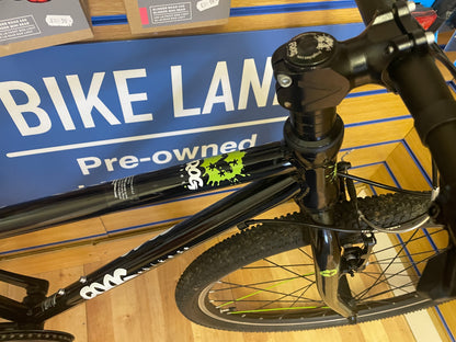 Frog 69 Bike Black 26inch wheels lightweight