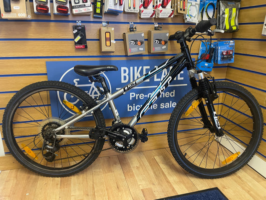 Felt Q24 Silver 24inch wheels mountain bike