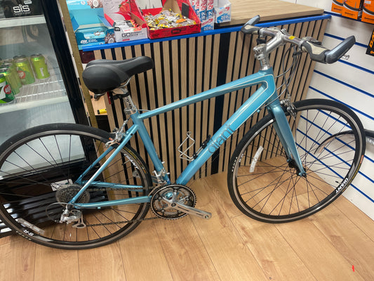 Giant Liv Dash Small 17inch frame Hybrid
