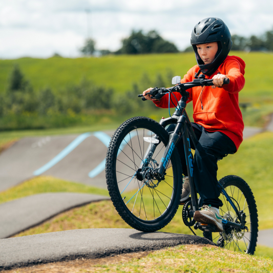 Frog Mtb 62 Black 24inch wheels